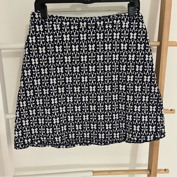 Margaret M size medium navy pattern elastic skirt - Picture 1 of 4